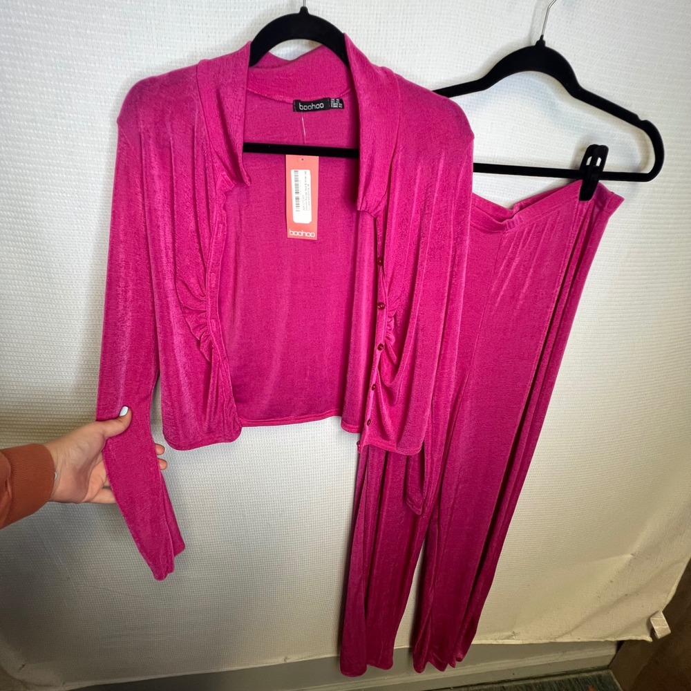 Boohoo Magenta Pink Textured Ruched Shirt and Wide Leg Pants Set Size 12 NEW